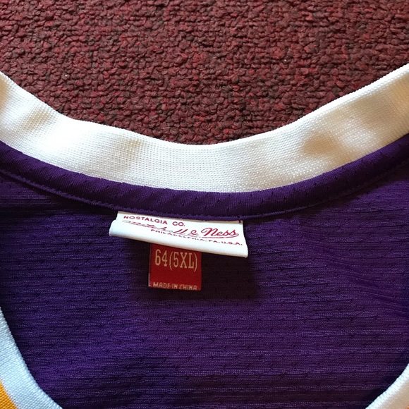 Kobe Bryant Mitchell and Ness Throwback Jersey - Picture 4 of 6
